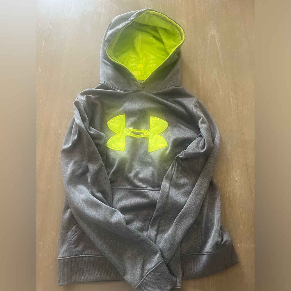 Under Armour Sweatshirt